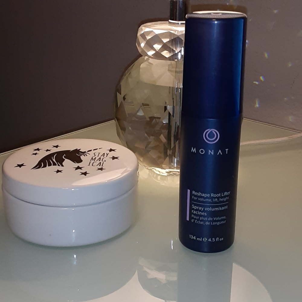 Monat Reshape Root Lifter Spray